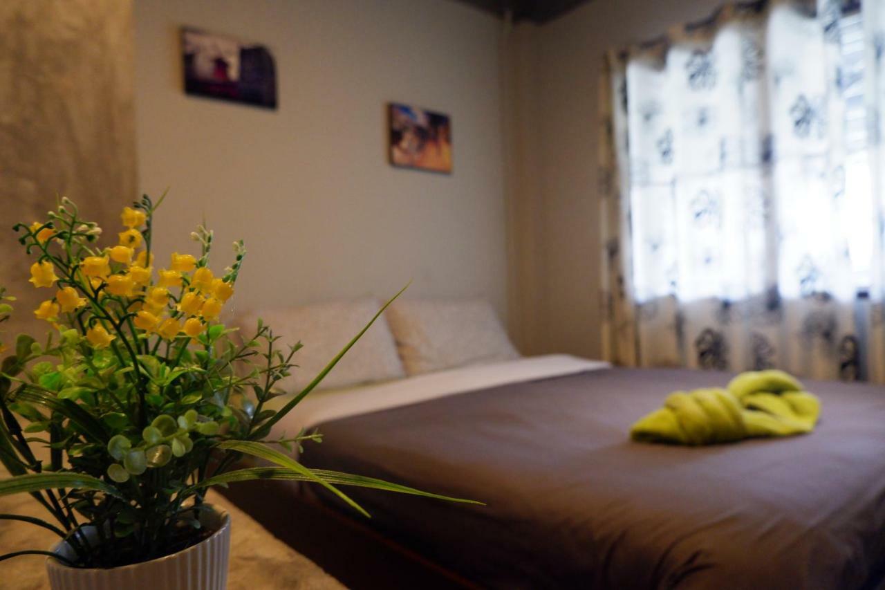 Mon Lodge & Yoga Donmueang バンコク都 エクステリア 写真
